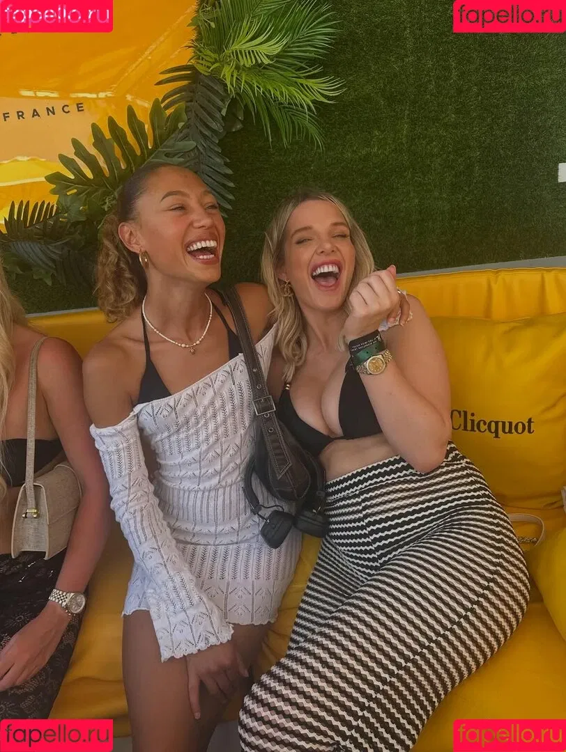 Helen Flanagan / helen_flanagan / hjgflanagan Onlyfans Photo Gallery 