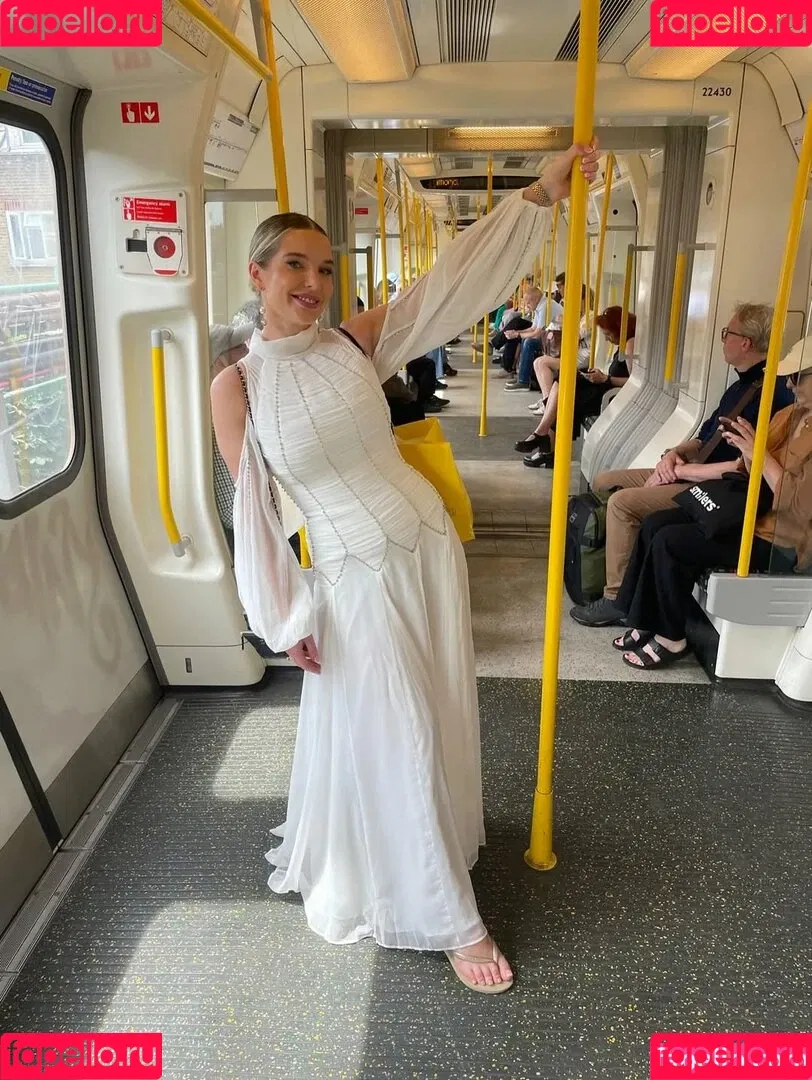 Helen Flanagan / helen_flanagan / hjgflanagan Onlyfans Photo Gallery 