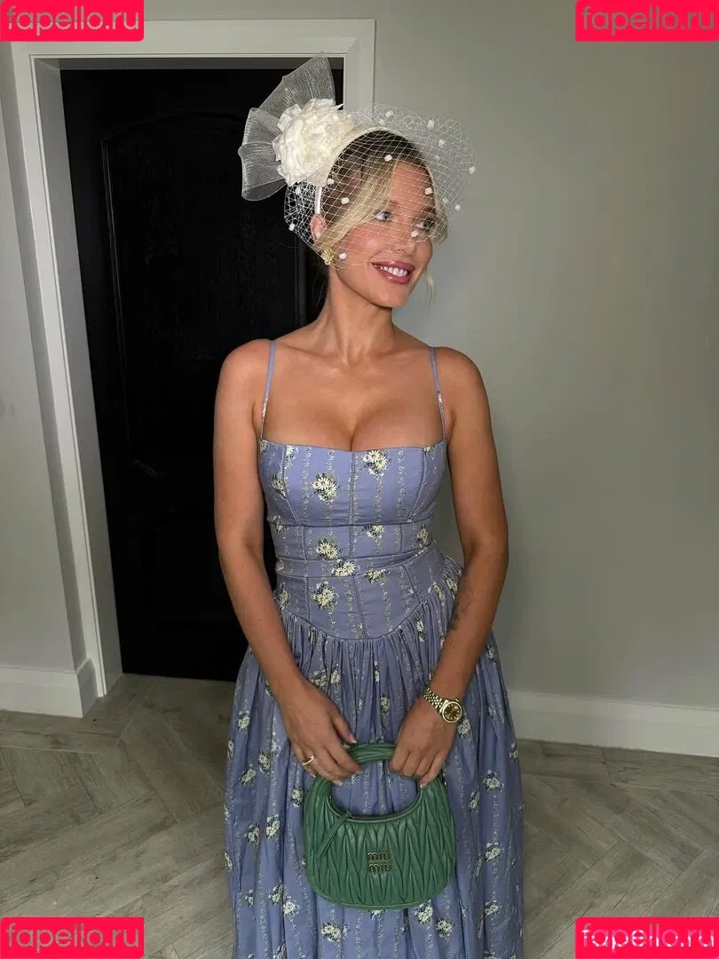 Helen Flanagan / helen_flanagan / hjgflanagan Onlyfans Photo Gallery 