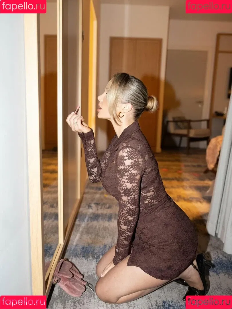 Helen Flanagan / helen_flanagan / hjgflanagan Onlyfans Photo Gallery 