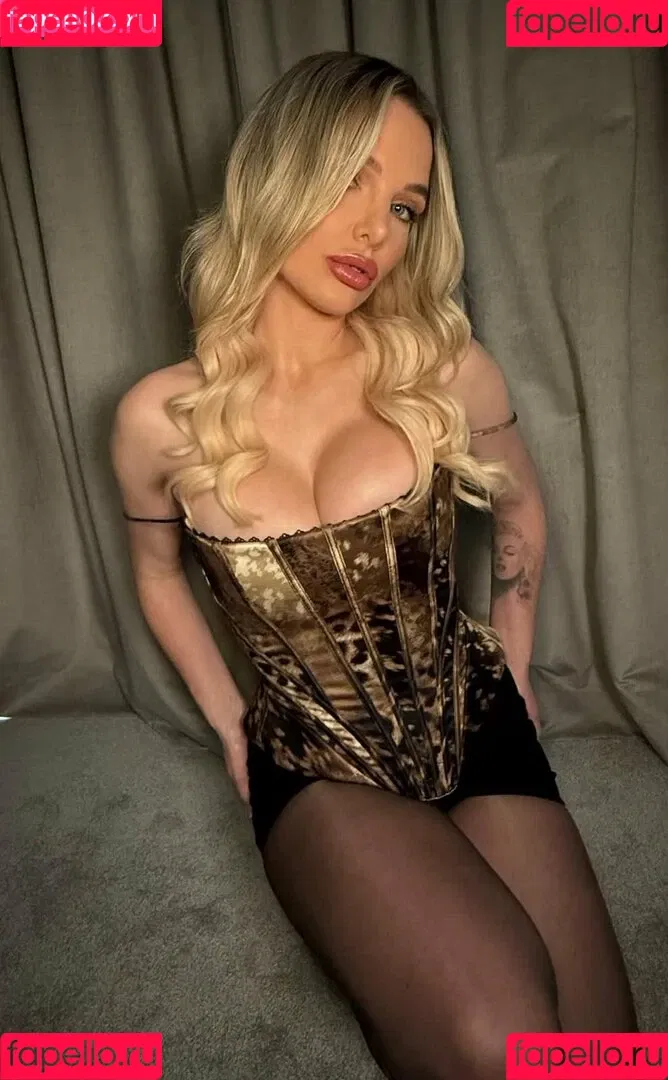 Helen Flanagan / helen_flanagan / hjgflanagan Onlyfans Photo Gallery 