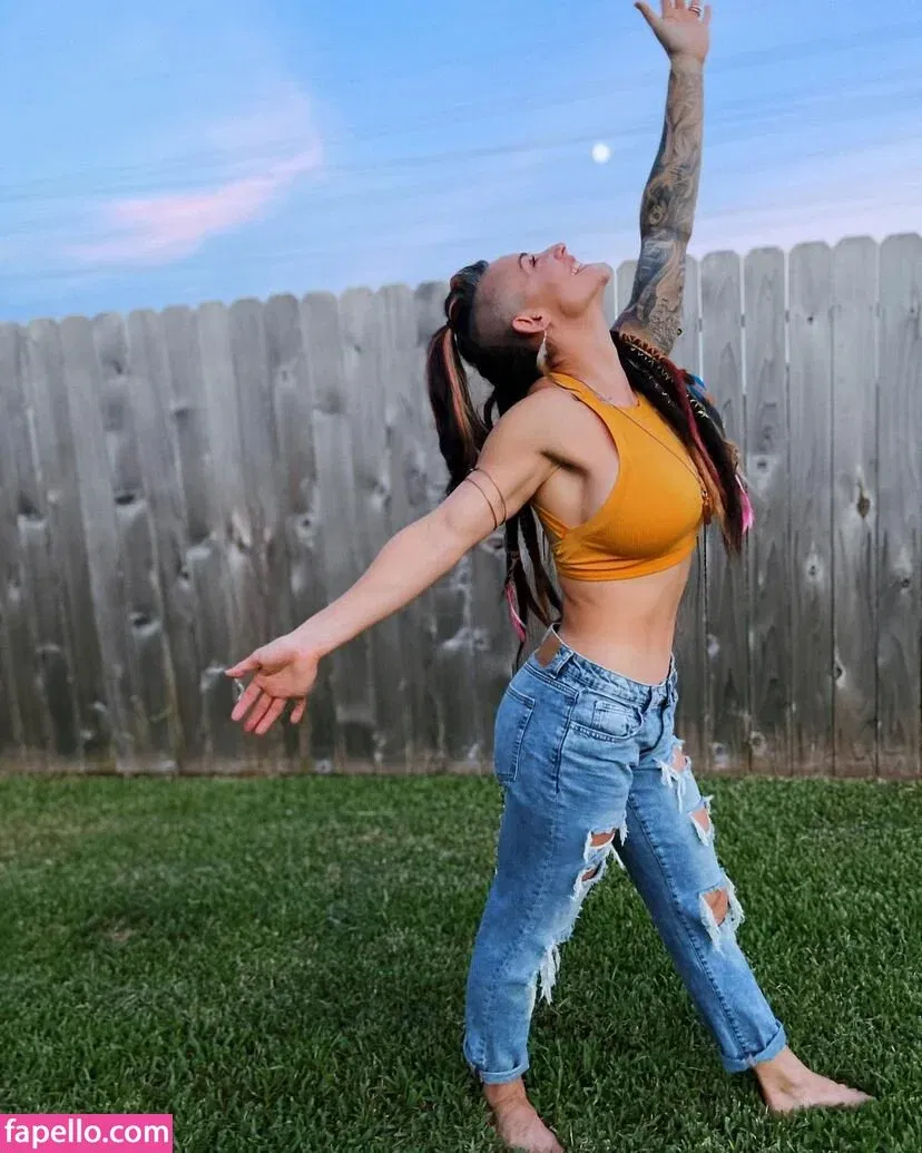 Celeste Bonin Onlyfans Photo Gallery 