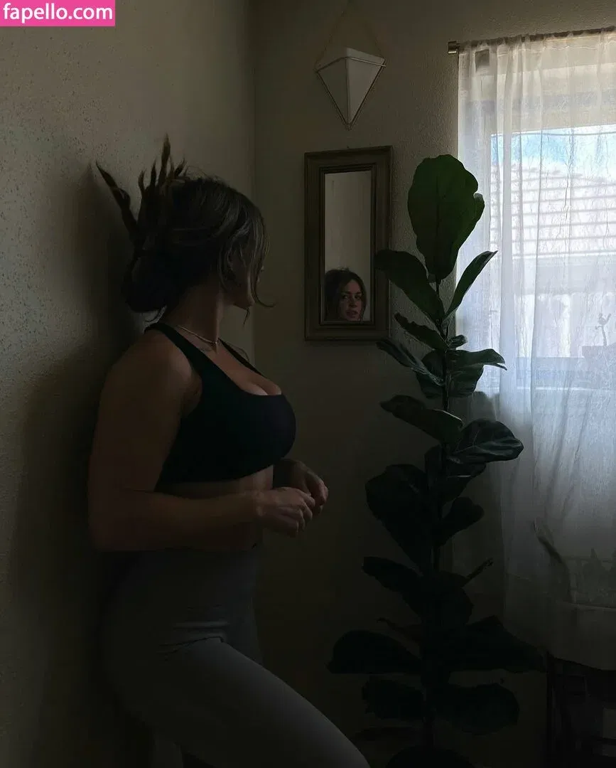 Celeste Bonin Onlyfans Photo Gallery 