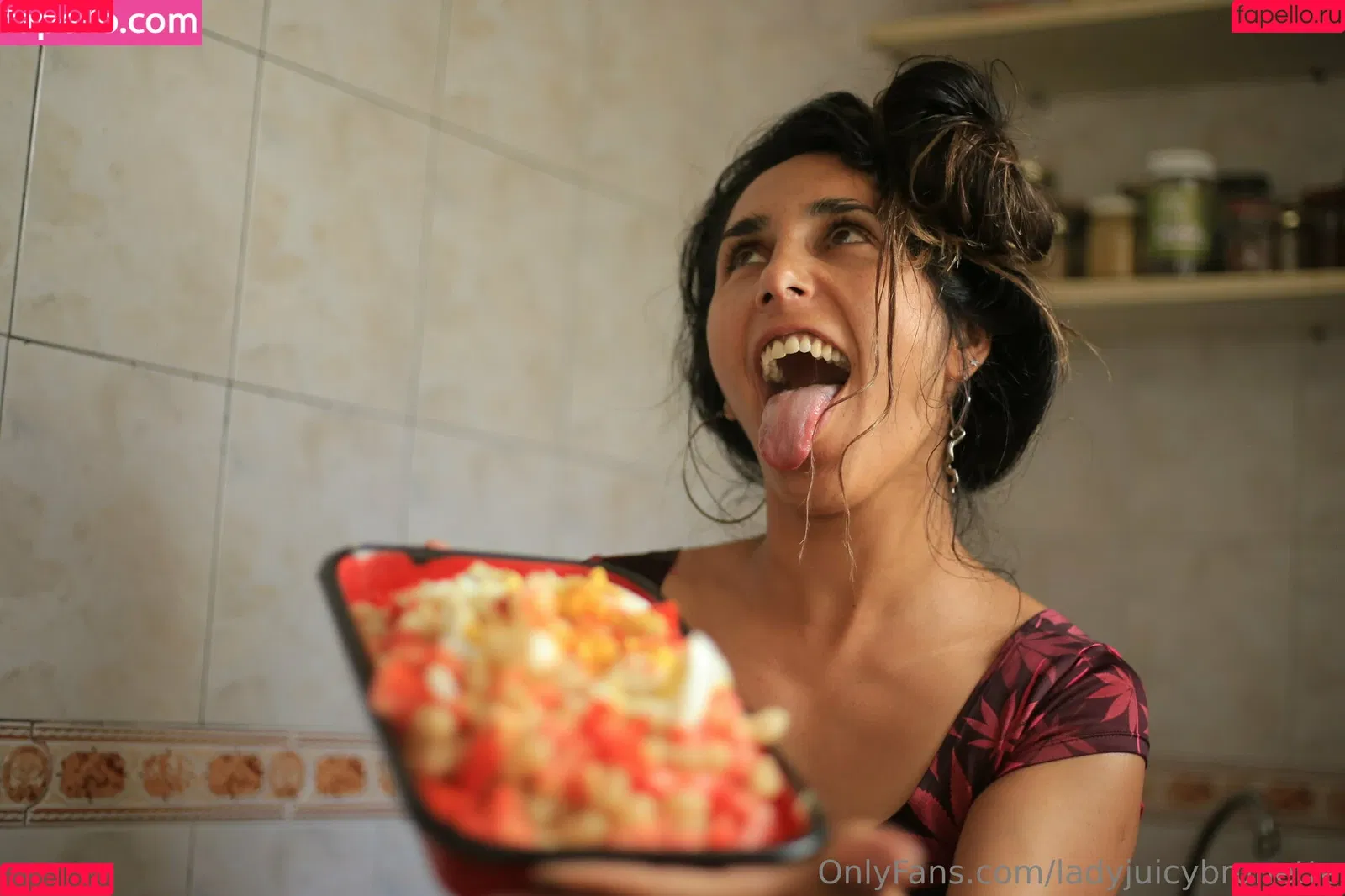 cajungirl9 / ladyjuicybrunette Onlyfans Photo Gallery 