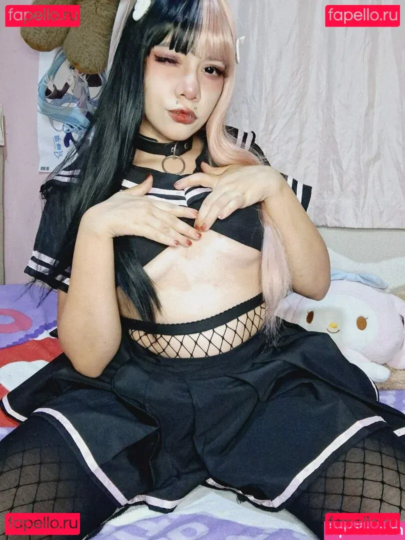 como.exe Onlyfans Photo Gallery 