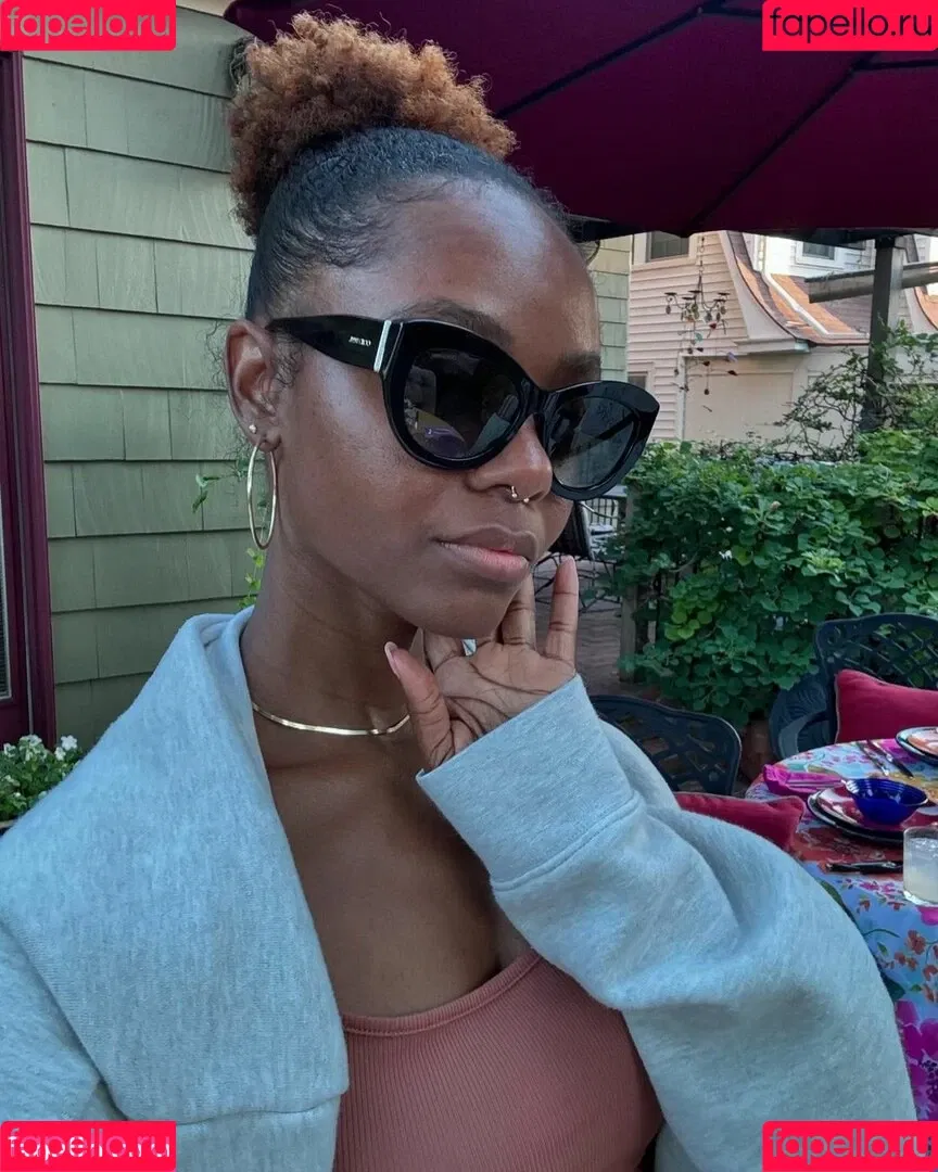 Ashleigh Murray / iamamurray / smashley0721 Onlyfans Photo Gallery 