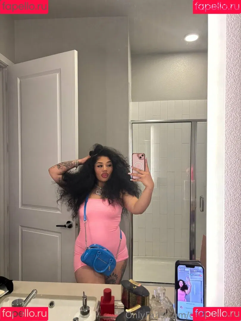 Daysiidukes / daisy_dukes_qc Onlyfans Photo Gallery 