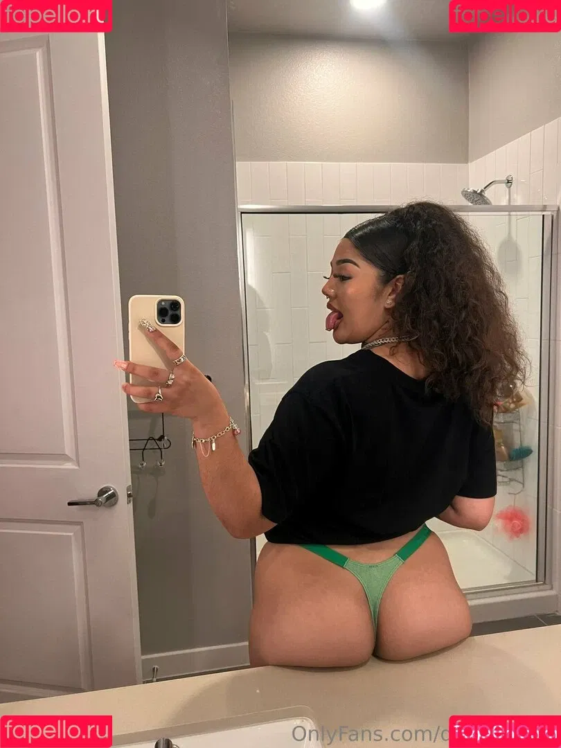 Daysiidukes / daisy_dukes_qc Onlyfans Photo Gallery 