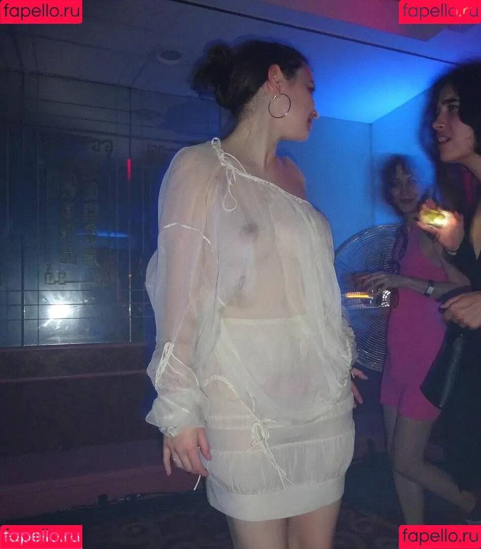 Eileen Kelly / eileen / kellyxlauren / killerandasweetthang Onlyfans Photo Gallery 