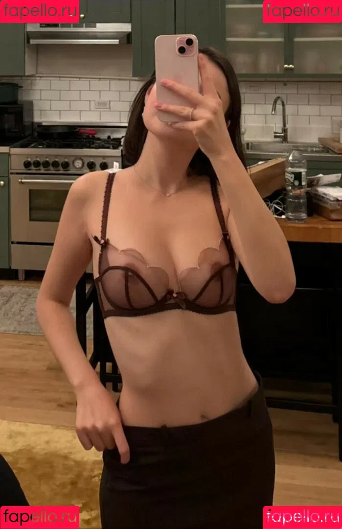 Eileen Kelly / eileen / kellyxlauren / killerandasweetthang Onlyfans Photo Gallery 