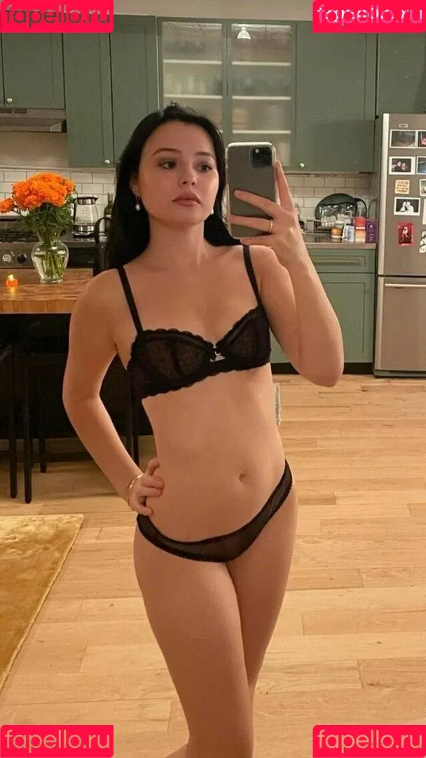 Eileen Kelly / eileen / kellyxlauren / killerandasweetthang Onlyfans Photo Gallery 