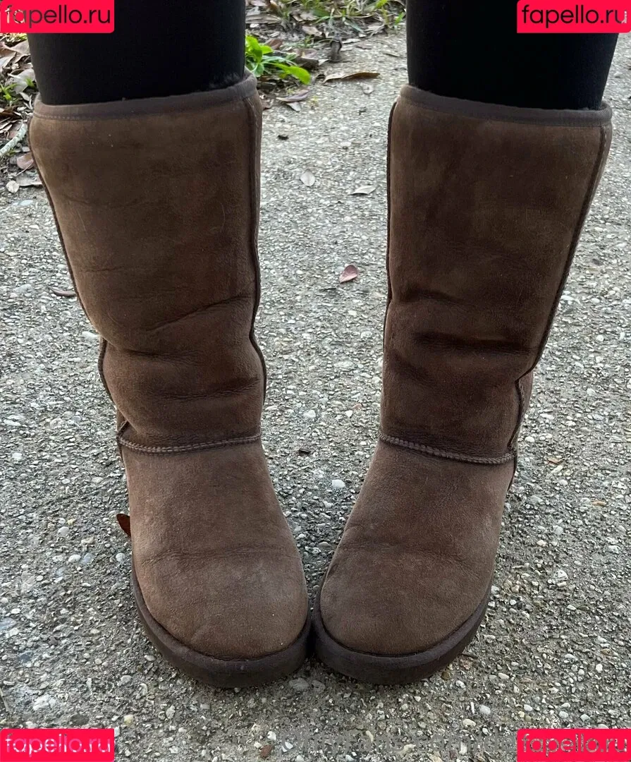 dedframe_ / dezzydoefree Onlyfans Photo Gallery 