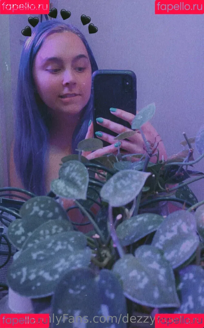 dedframe_ / dezzydoefree Onlyfans Photo Gallery 