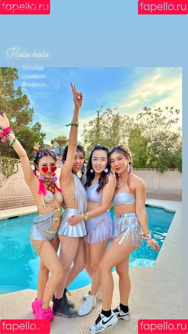 1260479805 / iseetan / seethefunny / siitan.irl Onlyfans Photo Gallery 