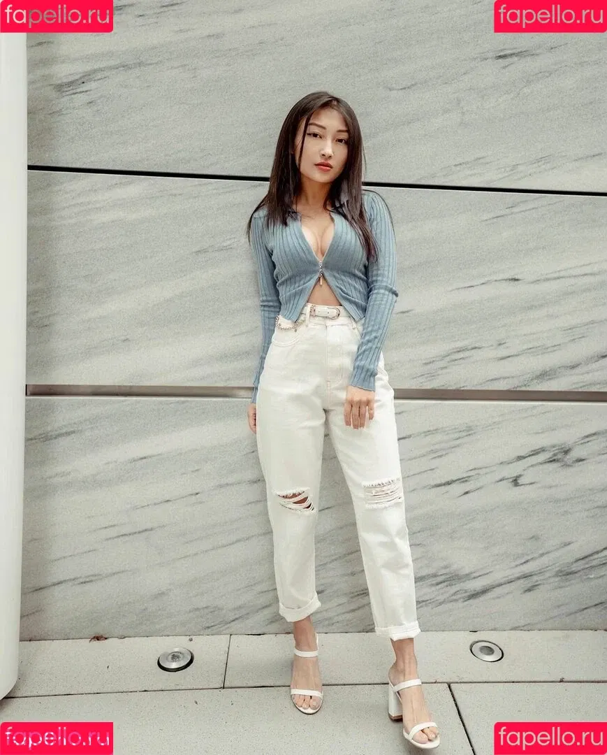 1260479805 / iseetan / seethefunny / siitan.irl Onlyfans Photo Gallery 