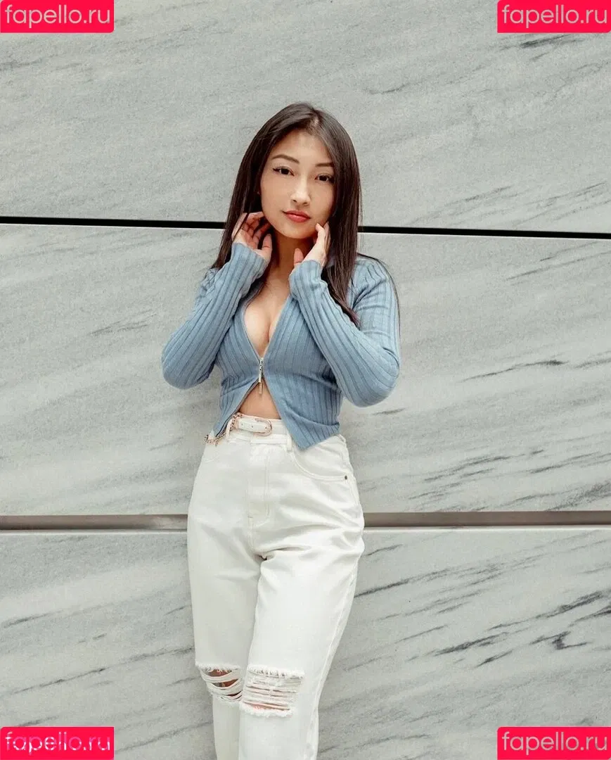 1260479805 / iseetan / seethefunny / siitan.irl Onlyfans Photo Gallery 