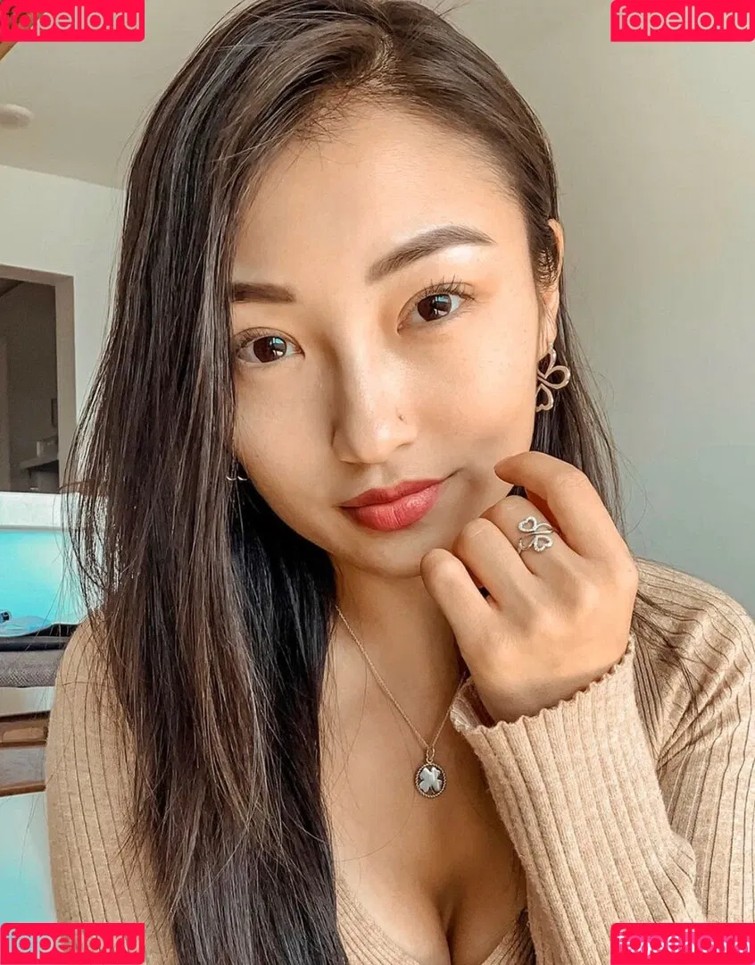 1260479805 / iseetan / seethefunny / siitan.irl Onlyfans Photo Gallery 