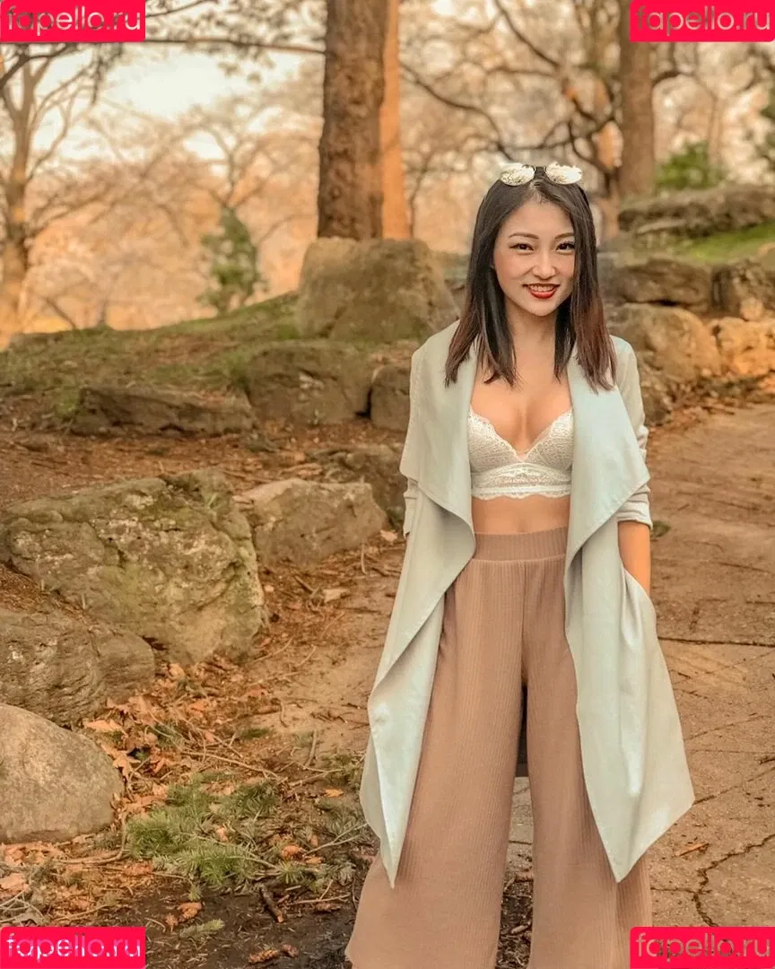 1260479805 / iseetan / seethefunny / siitan.irl Onlyfans Photo Gallery 