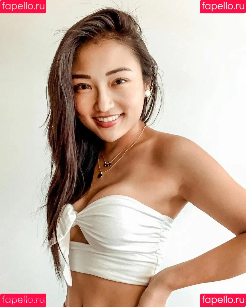 1260479805 / iseetan / seethefunny / siitan.irl Onlyfans Photo Gallery 