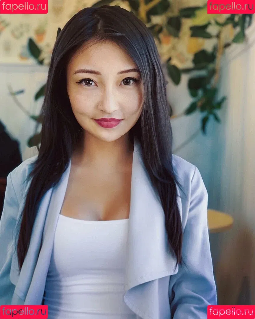 1260479805 / iseetan / seethefunny / siitan.irl Onlyfans Photo Gallery 