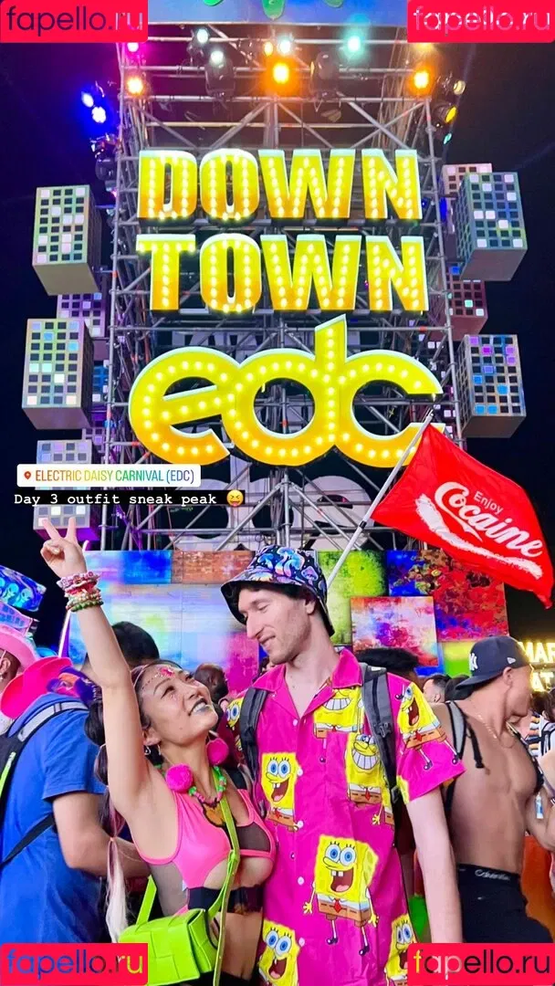 1260479805 / iseetan / seethefunny / siitan.irl Onlyfans Photo Gallery 