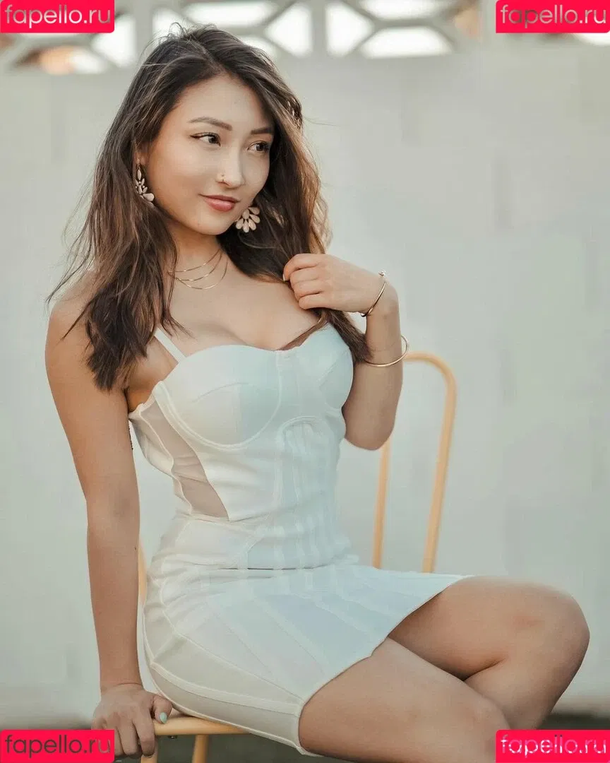 1260479805 / iseetan / seethefunny / siitan.irl Onlyfans Photo Gallery 