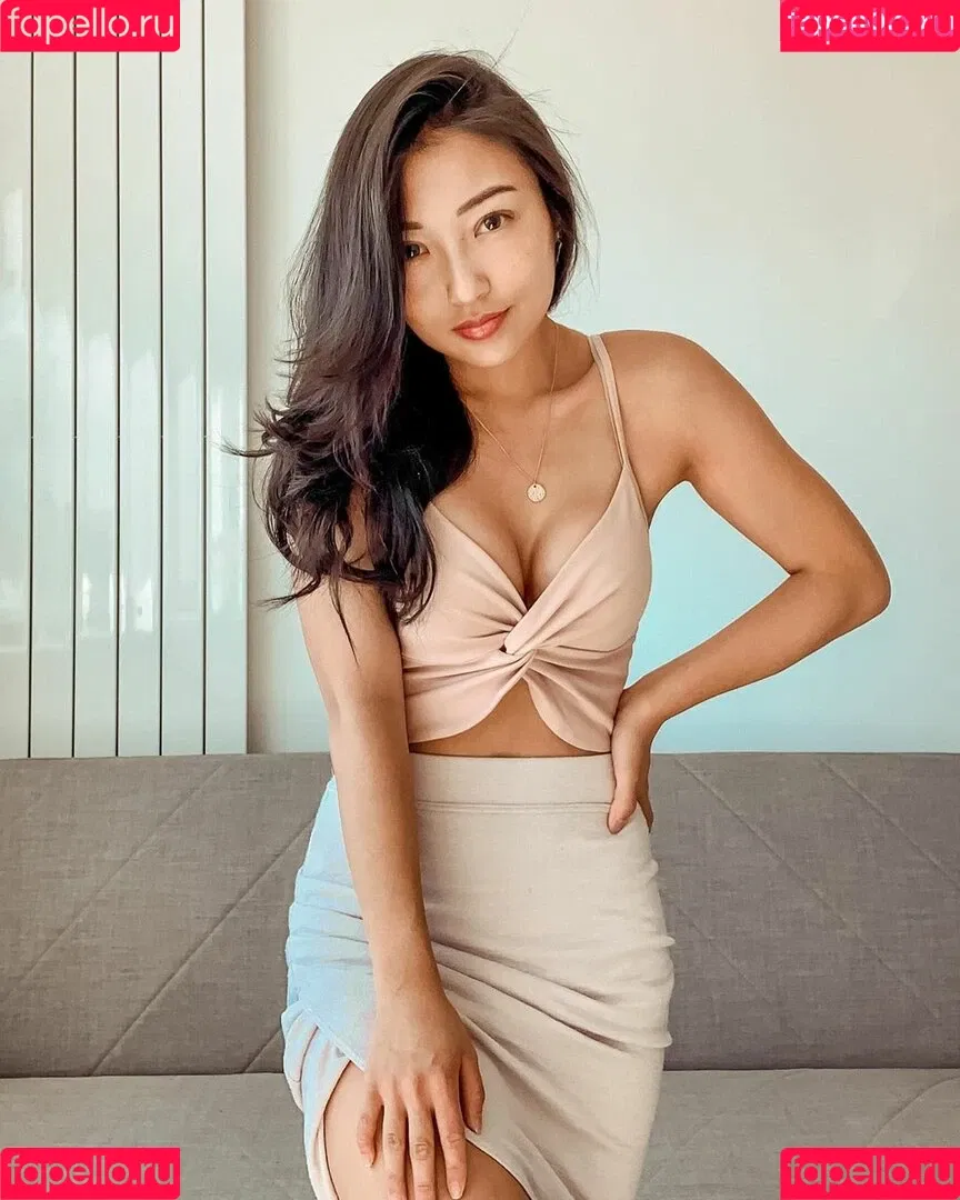 1260479805 / iseetan / seethefunny / siitan.irl Onlyfans Photo Gallery 