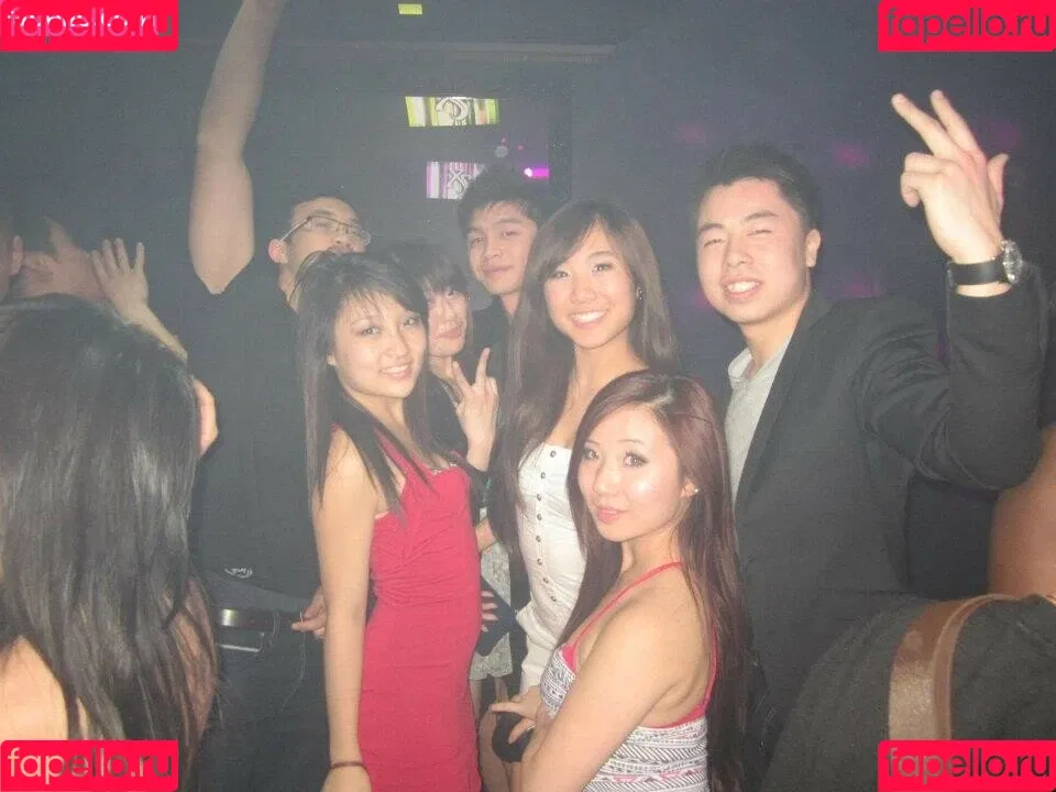 1260479805 / iseetan / seethefunny / siitan.irl Onlyfans Photo Gallery 