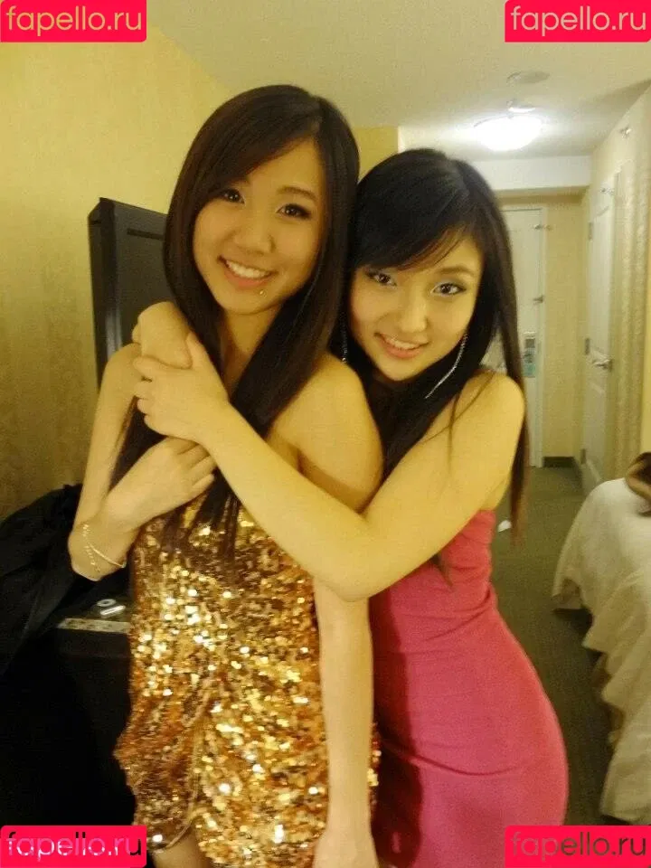 1260479805 / iseetan / seethefunny / siitan.irl Onlyfans Photo Gallery 