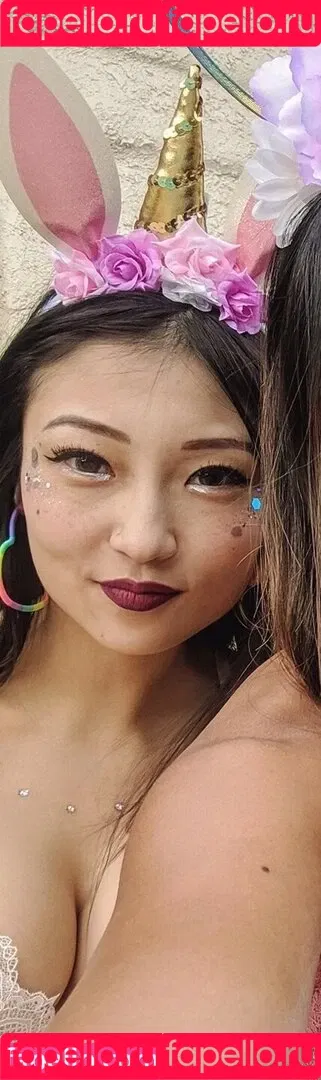 1260479805 / iseetan / seethefunny / siitan.irl Onlyfans Photo Gallery 