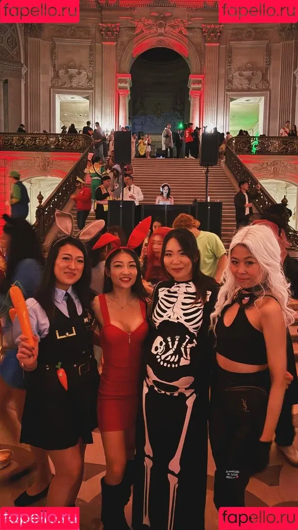 1260479805 / iseetan / seethefunny / siitan.irl Onlyfans Photo Gallery 