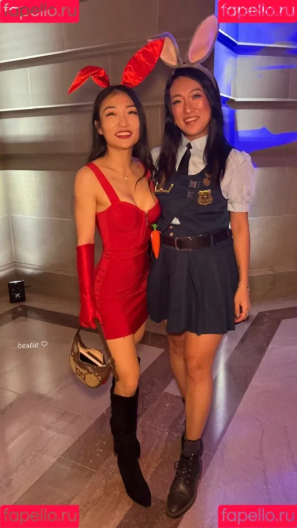 1260479805 / iseetan / seethefunny / siitan.irl Onlyfans Photo Gallery 