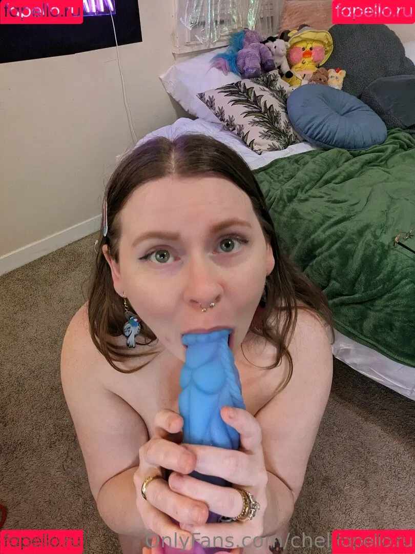 chellelovesu / chellesilverstein Onlyfans Photo Gallery 