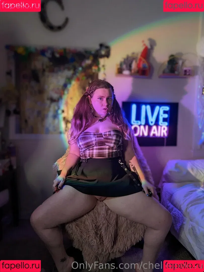 chellelovesu / chellesilverstein Onlyfans Photo Gallery 