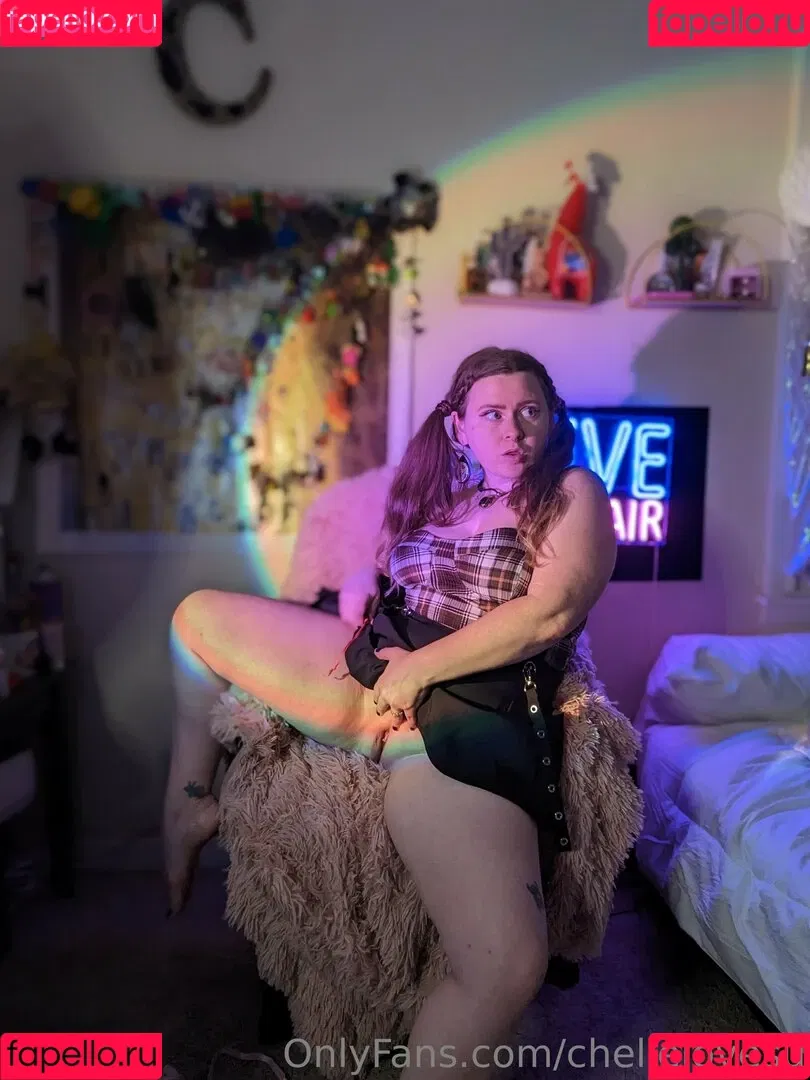 chellelovesu / chellesilverstein Onlyfans Photo Gallery 