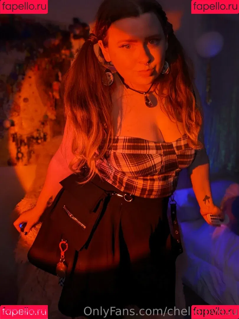 chellelovesu / chellesilverstein Onlyfans Photo Gallery 