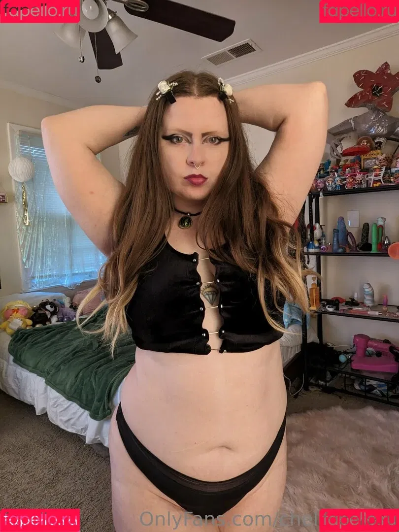 chellelovesu / chellesilverstein Onlyfans Photo Gallery 