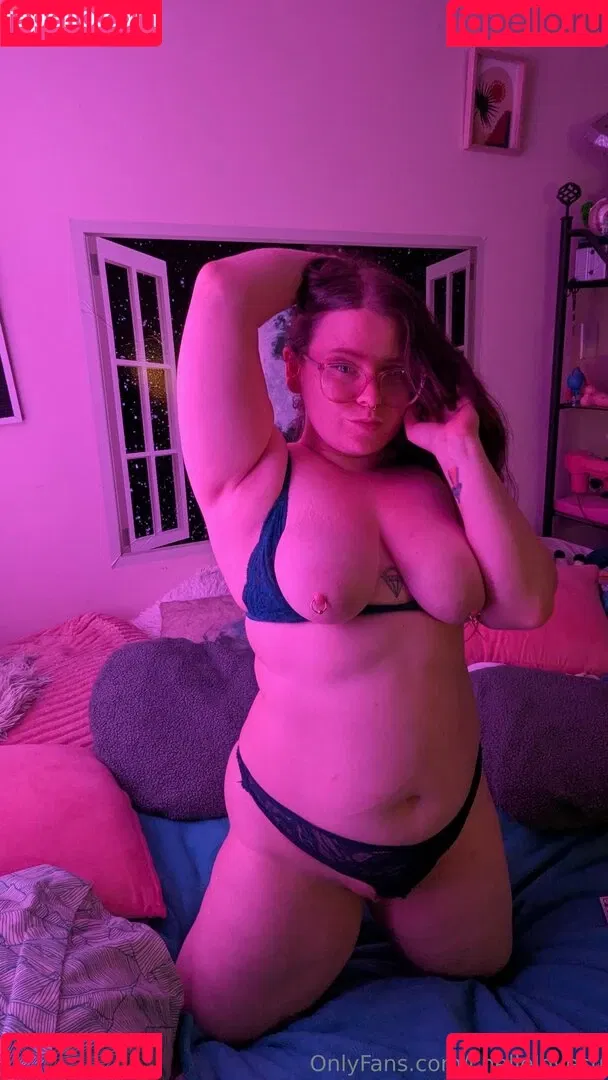 chellelovesu / chellesilverstein Onlyfans Photo Gallery 