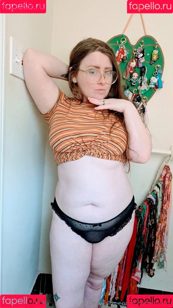 chellelovesu / chellesilverstein Onlyfans Photo Gallery 