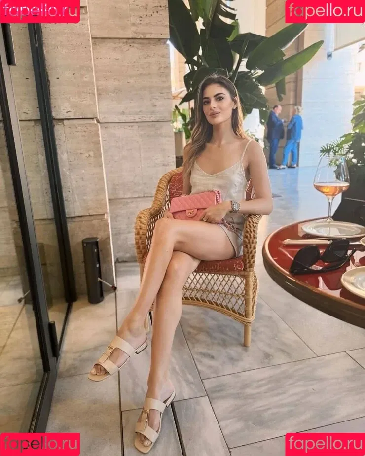 Chiara Stile / chiara_posi / chiarastile Onlyfans Photo Gallery 