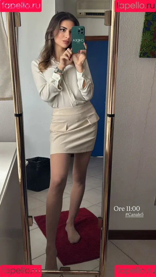 Chiara Stile / chiara_posi / chiarastile Onlyfans Photo Gallery 