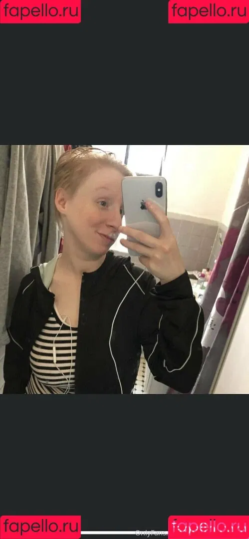 lia_skipper / yourdeepestdesire Onlyfans Photo Gallery 