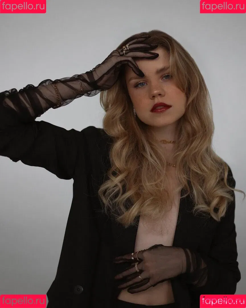 Lea Pietsch / lea Onlyfans Photo Gallery 