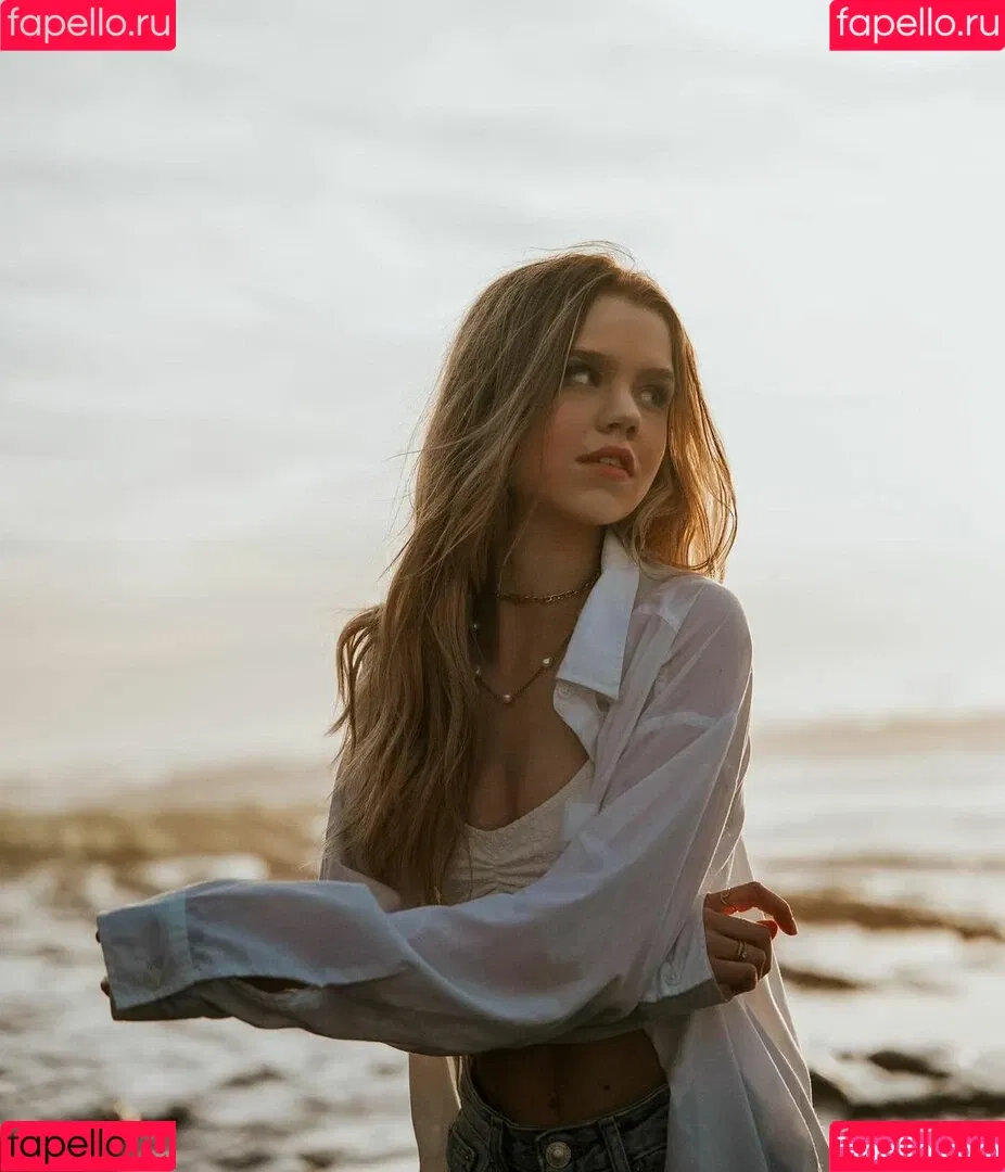 Lea Pietsch / lea Onlyfans Photo Gallery 