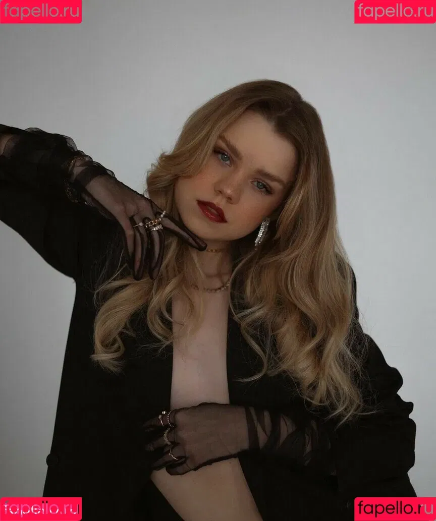 Lea Pietsch / lea Onlyfans Photo Gallery 