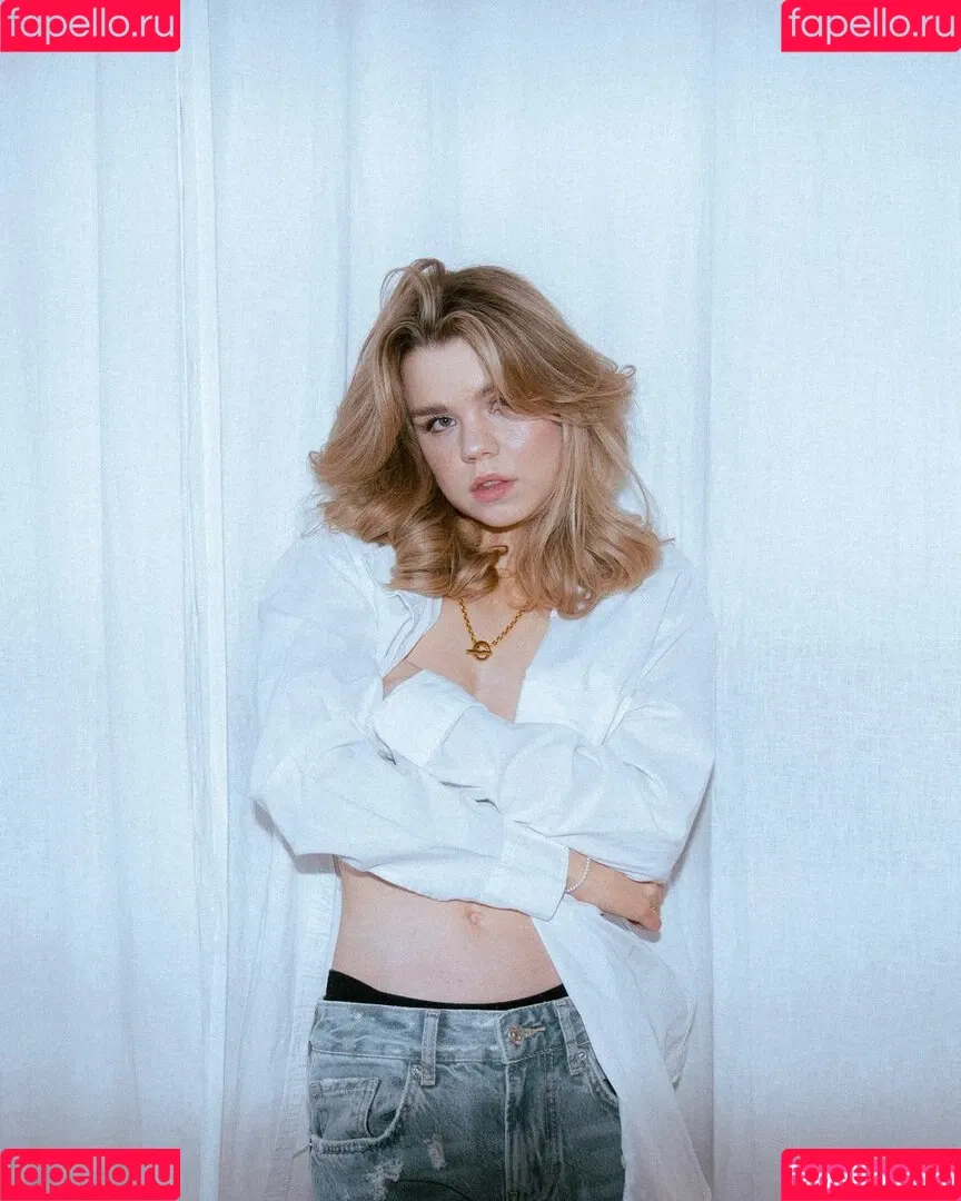 Lea Pietsch / lea Onlyfans Photo Gallery 