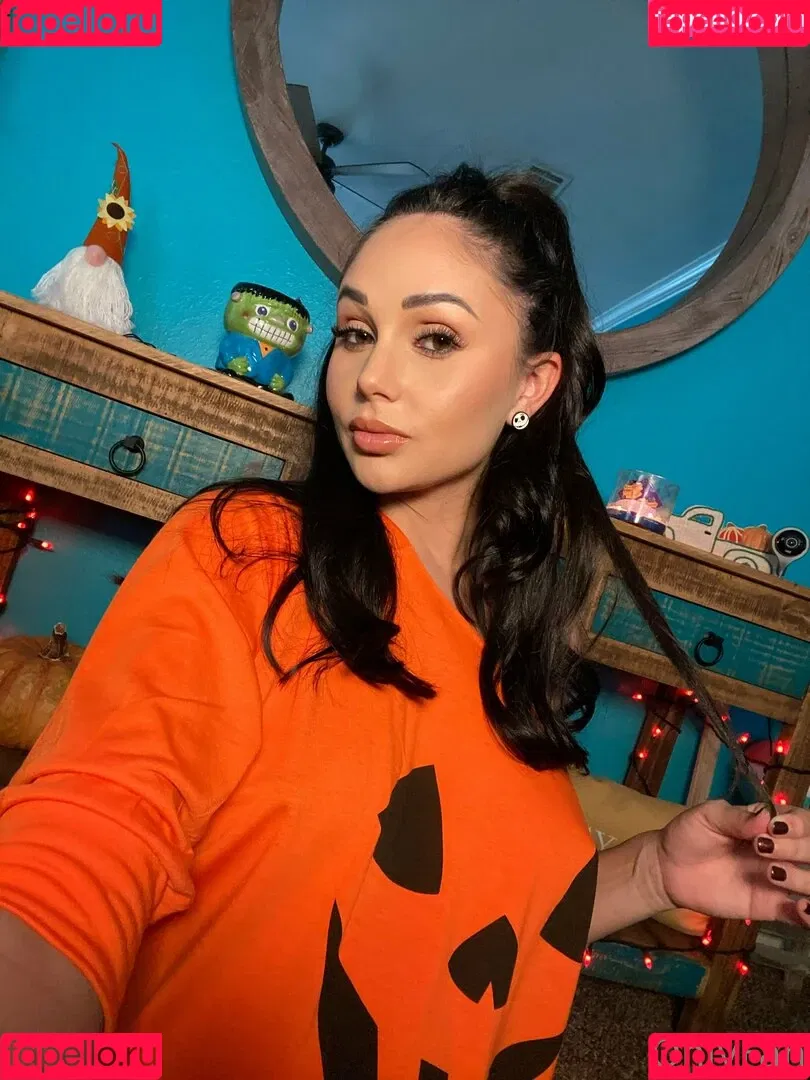 Ariana Marie / MsArianaMarie / arianamarie Onlyfans Photo Gallery 