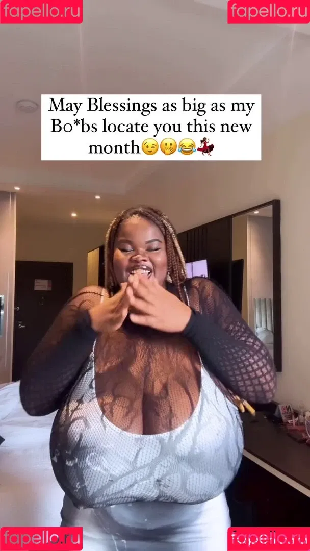 Chioma Lovv / chiomalovv Onlyfans Photo Gallery 