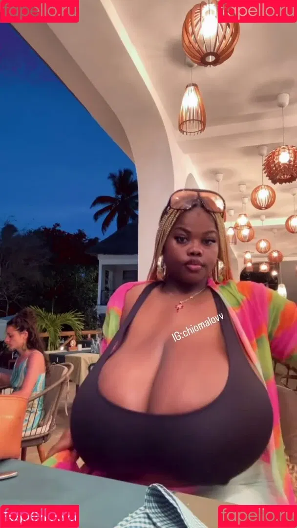 Chioma Lovv / chiomalovv Onlyfans Photo Gallery 