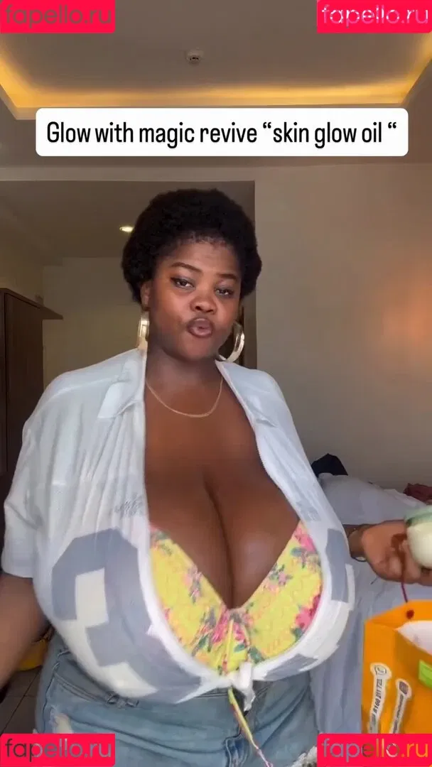 Chioma Lovv / chiomalovv Onlyfans Photo Gallery 